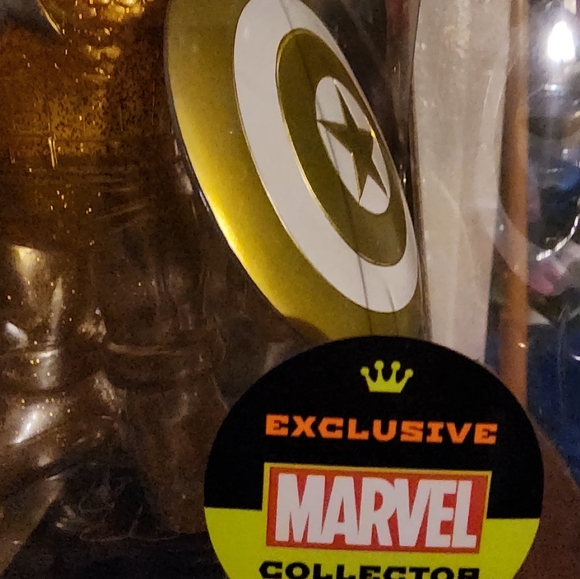 Action figure - Picture 6 of 11